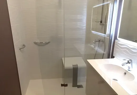 Salle de bain clé en main près de Arnage